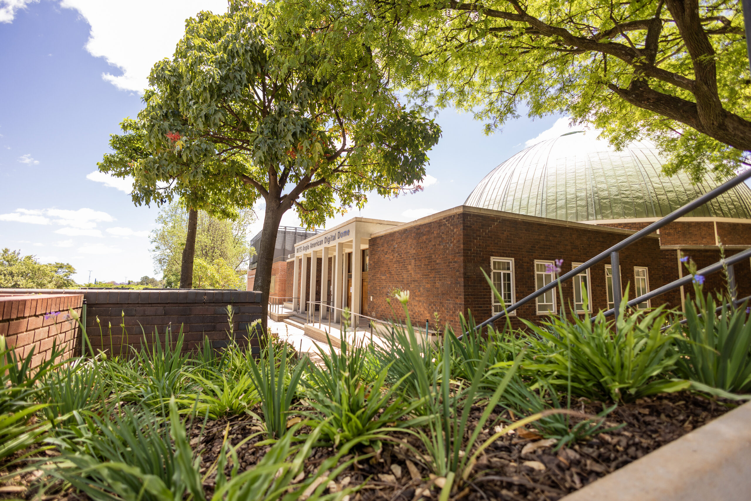 Wits Anglo American Digital Dome front building